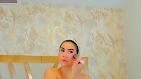 Snapshot of sophiekozlov chatting on 10/15/25, 12:49 Sophie online show from 10/15/25, 12:49