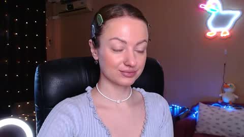 Snapshot of sophieleroux chatting on 03/15/26, 11:49 sophieleroux online show from 03/15/26, 11:49