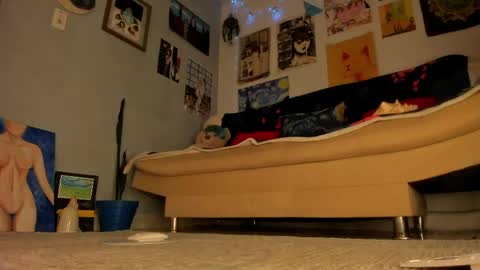 Snapshot of sophieluck chatting on 04/17/26, 05:43 Sophie online show from 04/17/26, 05:43