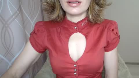 Sophiemisss online show from 10/17/25, 08:39