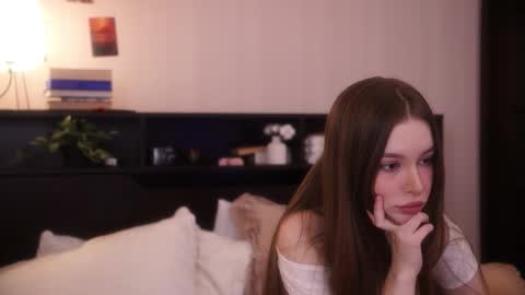 Snapshot of sophiephoria chatting on 12/03/25, 04:38 Sophie Next stream 3 online show from 12/03/25, 04:38