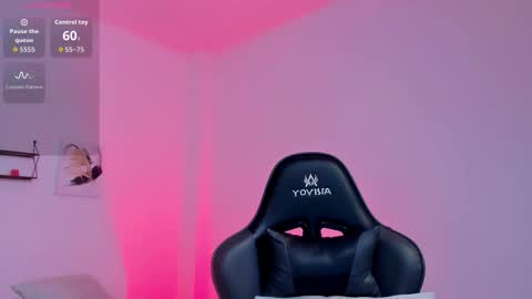 sophierooy online show from 03/12/26, 03:29