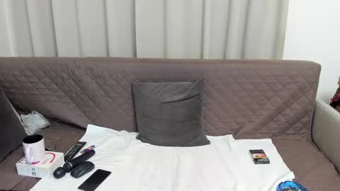 Sofia online show from 01/06/25, 05:06