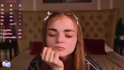 Snapshot of sophiesuvi chatting on 12/15/24, 08:58 Sophie and my bestie Mandy    online show from 12/15/24, 08:58