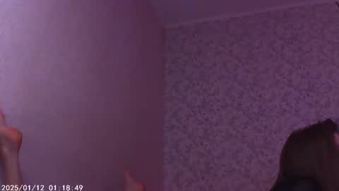 Snapshot of sophiesuvi chatting on 01/11/25, 03:02 Sophie and my bestie Mandy    online show from 01/11/25, 03:02