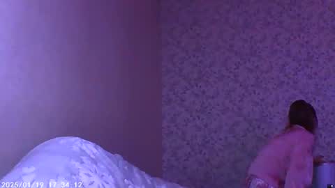 Snapshot of sophiesuvi chatting on 01/18/25, 07:15 Sophie and my bestie Mandy    online show from 01/18/25, 07:15