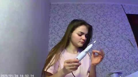 Snapshot of sophiesuvi chatting on 01/25/25, 06:35 Sophie and my bestie Mandy    online show from 01/25/25, 06:35