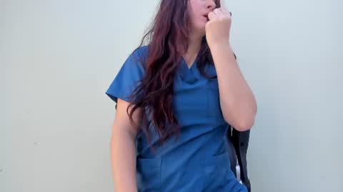 sophieturner_mg online show from 06/18/26, 07:07
