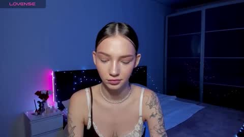 Snapshot of sophiewildcat chatting on 03/28/26, 12:32 sophiewildcat online show from 03/28/26, 12:32