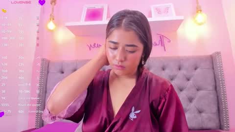 Sophii  online show from 12/04/25, 09:01