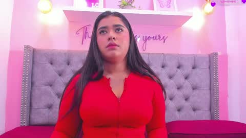 Snapshot of sophiia_77 chatting on 04/06/26, 07:26 Sophii online show from 04/06/26, 07:26