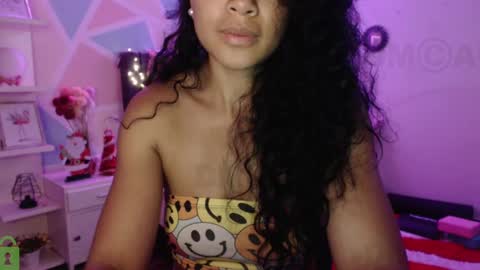 Snapshot of sophiia_dreams chatting on 12/02/24, 11:18 Sophia this is not my real name online show from 12/02/24, 11:18