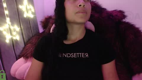 Snapshot of sophiia_dreams chatting on 01/07/25, 12:13 Sophia this is not my real name online show from 01/07/25, 12:13