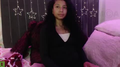 Snapshot of sophiia_dreams chatting on 02/25/25, 02:25 Sophia this is not my real name online show from 02/25/25, 02:25