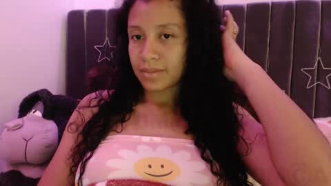 Snapshot of sophiia_dreams chatting on 09/14/25, 01:38 Sophia this is not my real name online show from 09/14/25, 01:38