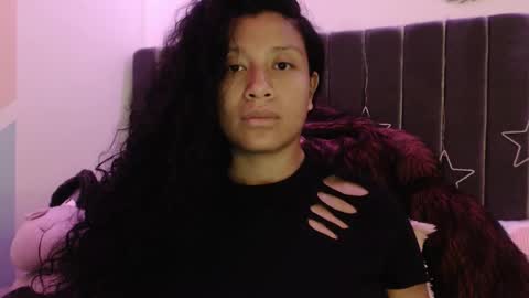 Snapshot of sophiia_dreams chatting on 09/17/25, 12:01 Sophia this is not my real name online show from 09/17/25, 12:01