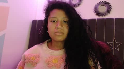 Snapshot of sophiia_dreams chatting on 10/06/25, 11:35 Sophia this is not my real name online show from 10/06/25, 11:35