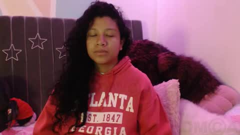 Snapshot of sophiia_dreams chatting on 11/07/25, 12:43 Sophia this is not my real name online show from 11/07/25, 12:43