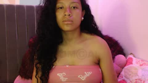 Snapshot of sophiia_dreams chatting on 11/14/25, 10:29 Sophia this is not my real name online show from 11/14/25, 10:29