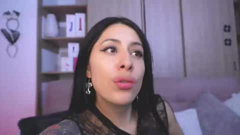 Snapshot of sophiiecums chatting on 03/08/26, 02:04 Sophiie online show from 03/08/26, 02:04