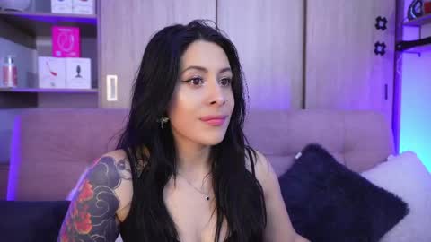 Snapshot of sophiiecums chatting on 04/10/26, 04:28 Sophiie online show from 04/10/26, 04:28