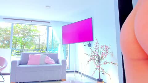 YULITZA online show from 01/27/25, 05:04