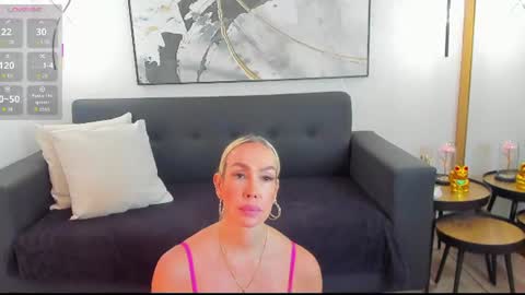 Snapshot of sophimariin chatting on 06/16/26, 11:02 Sophi online show from 06/16/26, 11:02