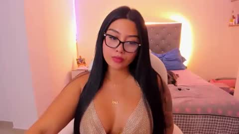 Sophy Bunny online show from 03/26/26, 09:09