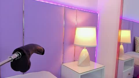 Sophy online show from 11/28/25, 11:57