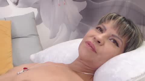 Snapshot of sophysomers chatting on 02/01/25, 03:28 Sophy online show from 02/01/25, 03:28