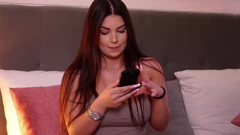 SophysSecret online show from 06/08/26, 09:04