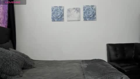 sorayalane online show from 10/09/25, 03:10