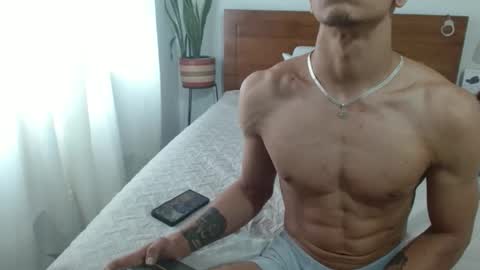 Snapshot of sornero777111 chatting on 10/07/25, 07:22 businessman online show from 10/07/25, 07:22