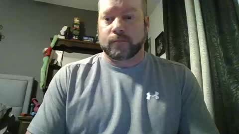 Snapshot of soro00421 chatting on 01/08/25, 10:27 soro00421 online show from 01/08/25, 10:27