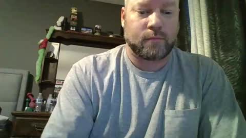 Snapshot of soro00421 chatting on 01/15/25, 09:30 soro00421 online show from 01/15/25, 09:30