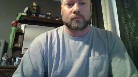 Snapshot of soro00421 chatting on 03/05/25, 08:10 soro00421 online show from 03/05/25, 08:10