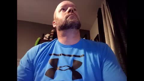 Snapshot of soro00421 chatting on 10/22/25, 01:55 soro00421 online show from 10/22/25, 01:55