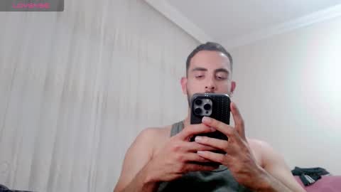 luis online show from 11/28/25, 09:28