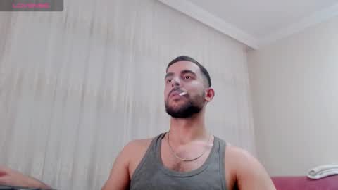 luis online show from 12/02/25, 09:54