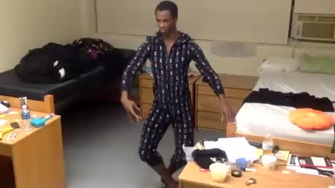 Snapshot of sosexy893943 chatting on 10/28/25, 12:14 Daniel online show from 10/28/25, 12:14