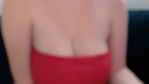 Snapshot of sosweetly chatting on 03/05/26, 07:10 Sweetly online show from 03/05/26, 07:10
