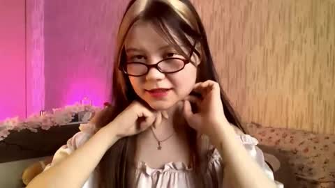 lily online show from 12/22/25, 07:38