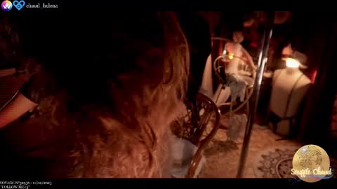 Snapshot of souffle_chaud chatting on 02/11/25, 09:14 . . online show from 02/11/25, 09:14