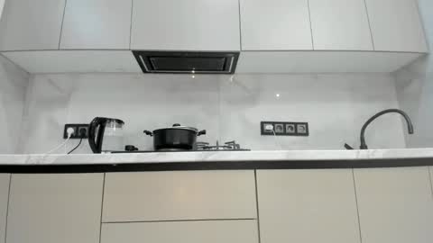 Snapshot of soul_mi chatting on 03/15/26, 05:13 Mia online show from 03/15/26, 05:13