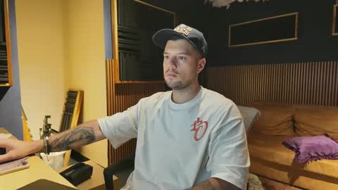 Snapshot of soulmanager69 chatting on 03/09/25, 05:22 soulmanager69 online show from 03/09/25, 05:22