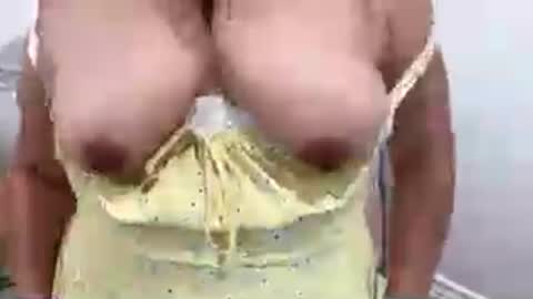 Snapshot of soulmatesxoo34 chatting on 06/16/26, 05:32 Longhaitianbbc thick latina online show from 06/16/26, 05:32