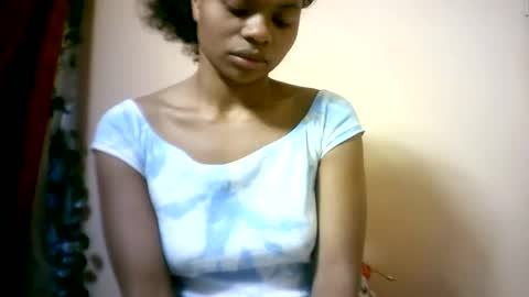 Snapshot of sourayaa chatting on 06/22/26, 04:31 sourayaa online show from 06/22/26, 04:31
