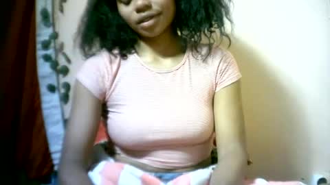 Snapshot of sourayaa chatting on 06/23/26, 05:00 sourayaa online show from 06/23/26, 05:00