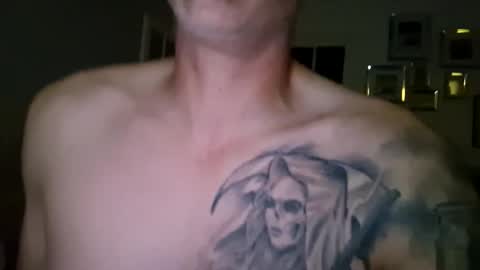 Snapshot of southboy2410 chatting on 10/03/25, 07:44 southboy2410 online show from 10/03/25, 07:44