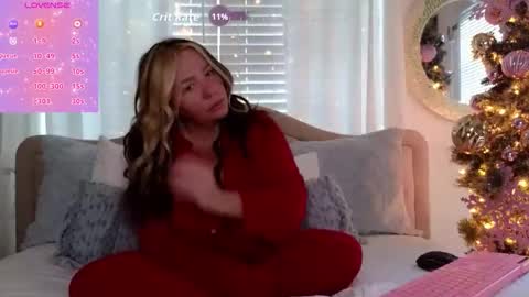 Snapshot of southernbarbii chatting on 12/21/25, 01:29 Your Barbii online show from 12/21/25, 01:29